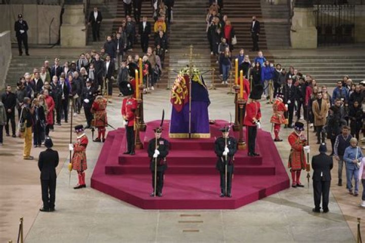 
Britain And The World Prepare To Say Last Farewell To Queen Elizabeth 
