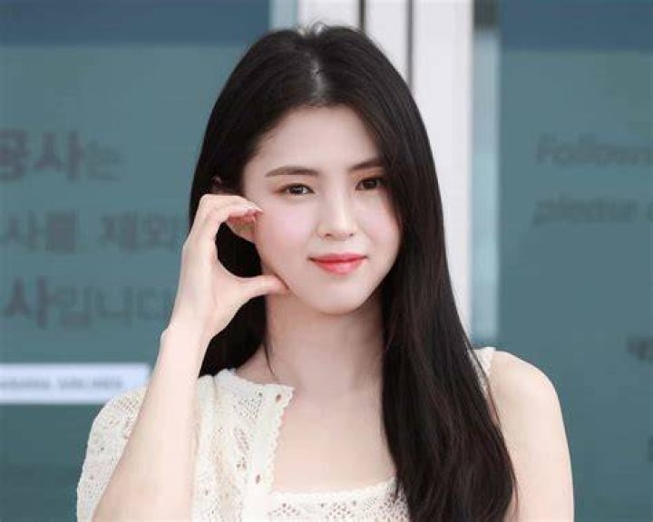
Han So Hee Height, Weight, Net Worth, Age, Birthday, Wikipedia, Who, Nationality, Biography 