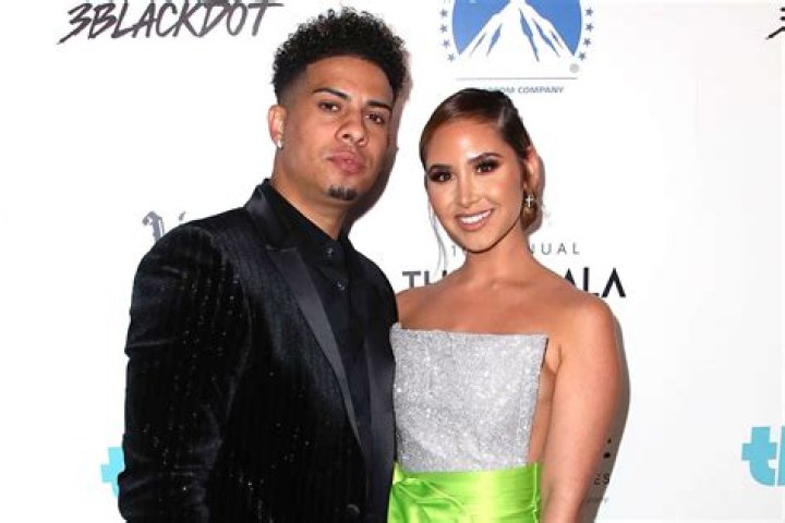 
Who Is Catherine Paiz, Austin McBroom’s Wife? 